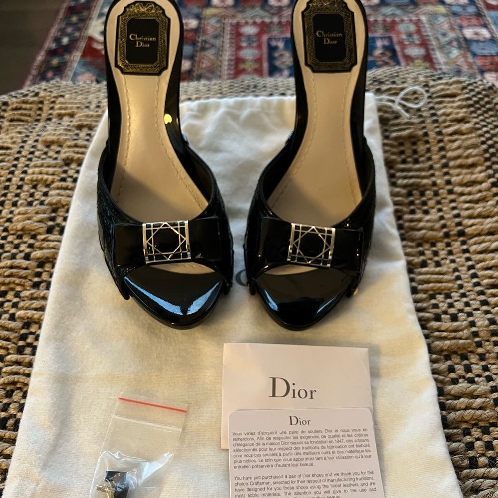 Authentic Dior Cannage Black Patent Leather Heels, size 39.5